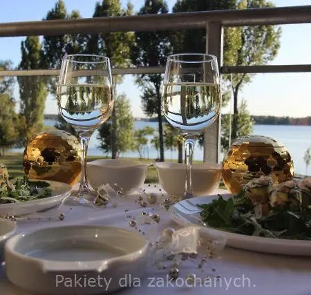 Z Jacuzzi Dla Dwojga I Widokiem Na Jezioro Διαμέρισμα