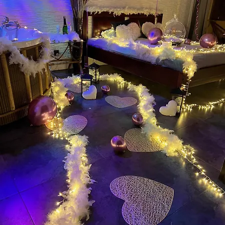 Milosc Ma Swoj Adres - Zmyslowe Z Jacuzzi Dla Dwojga Ełk